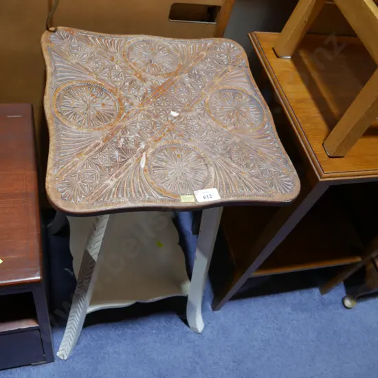 Occasional table