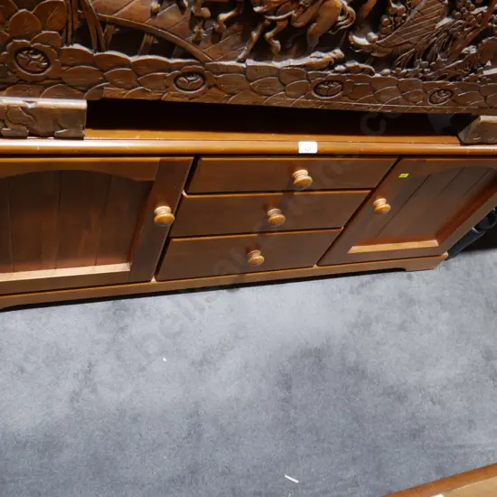 TV cabinet