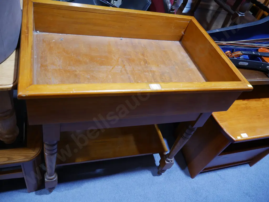 Occasional table Image 1++