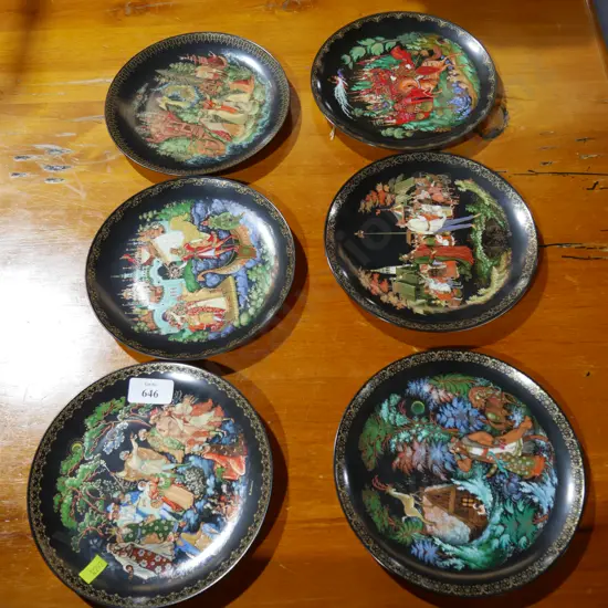 Set of six picture plates