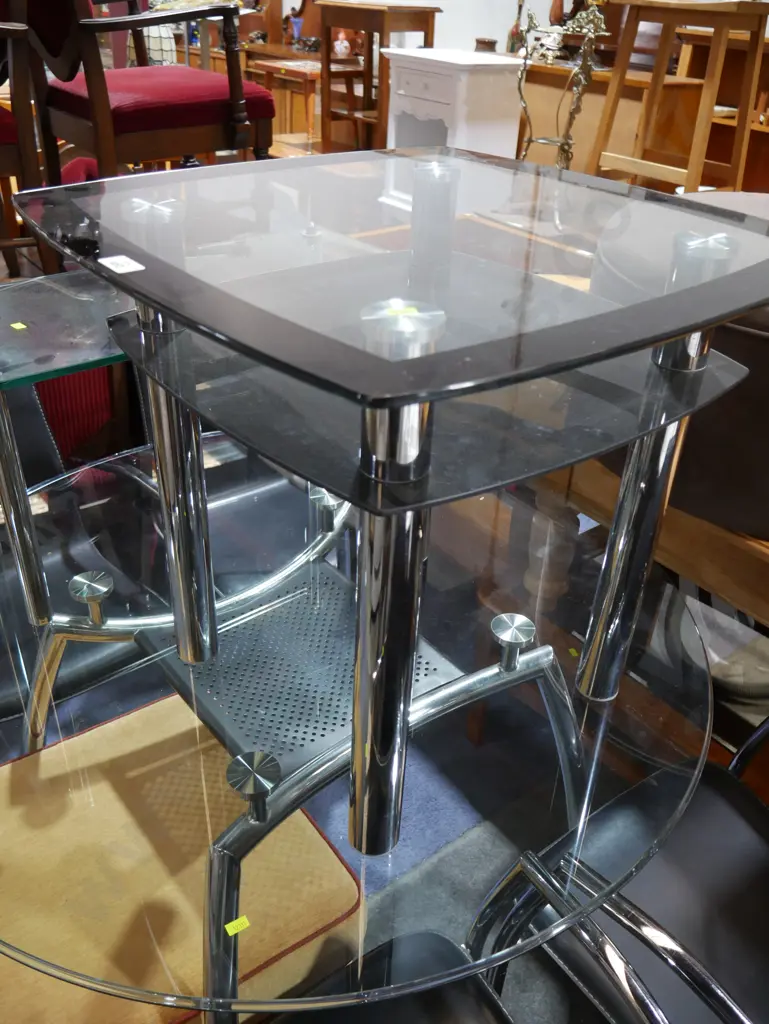 Glass top coffee table Image 1++
