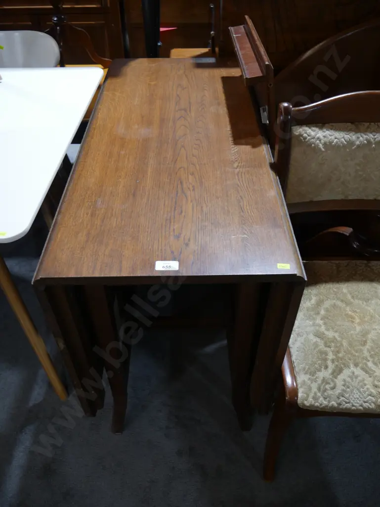 Dropside dining table Image 1++