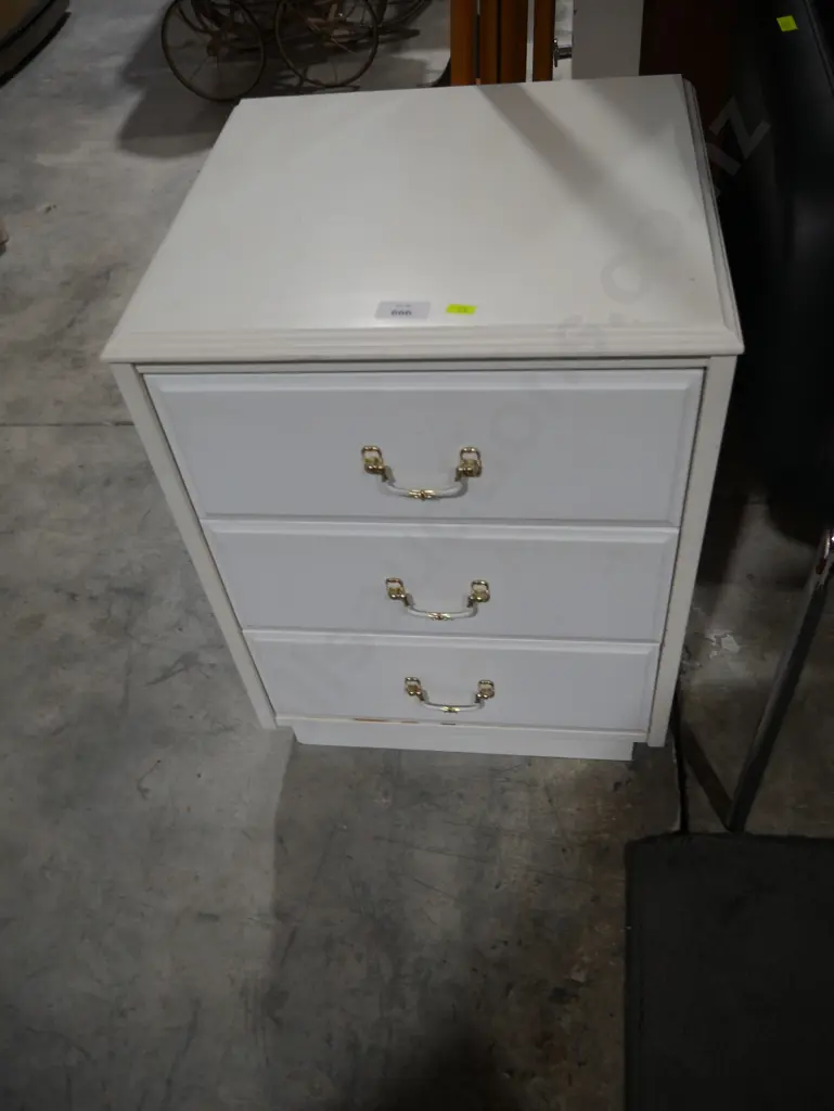 White bedside drawer Image 1++