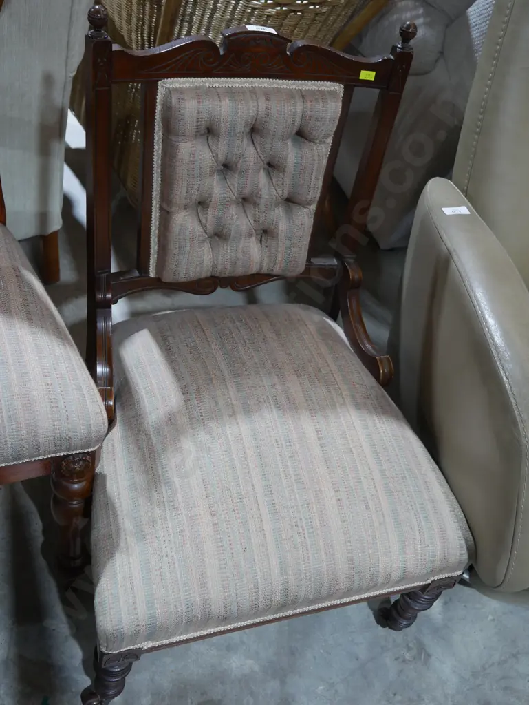 Bedroom chair Image 1++