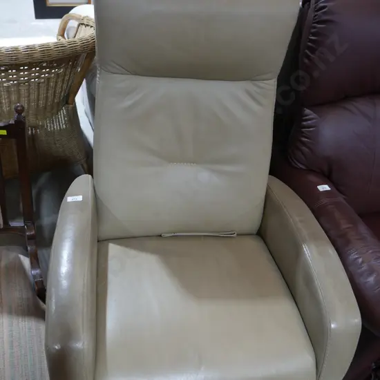 Swivel armchair