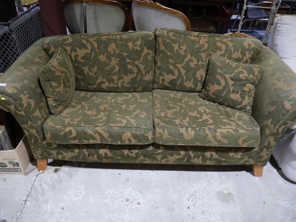 Two seater sofa Image 1++