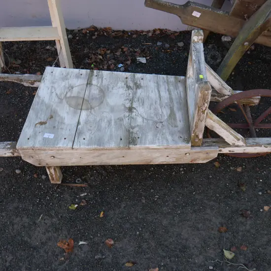 Garden ornament sack barrow