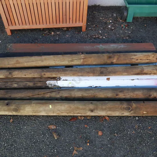 Assorted fence post