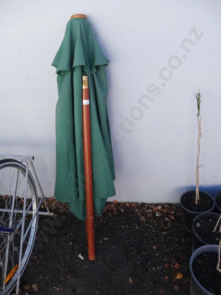 Sun umbrella Image 1++