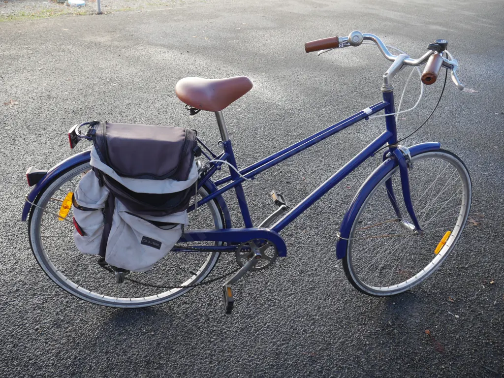 Ladies bike Image 1++