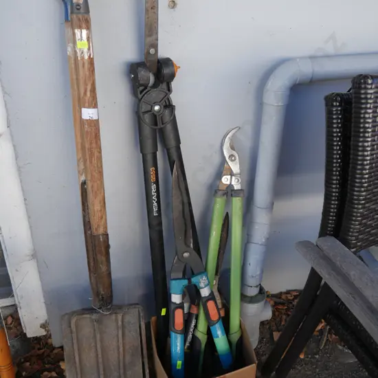 Gardening tools