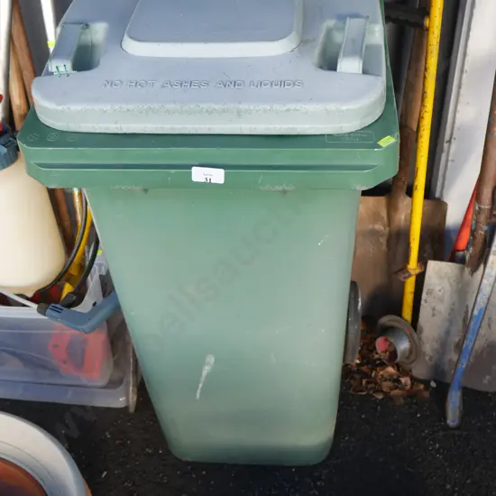 Green rubbish bin