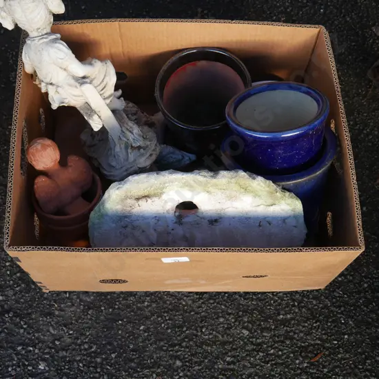 Garden ornaments and plant pots
