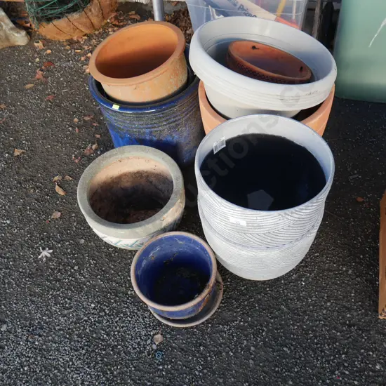 Plant pots