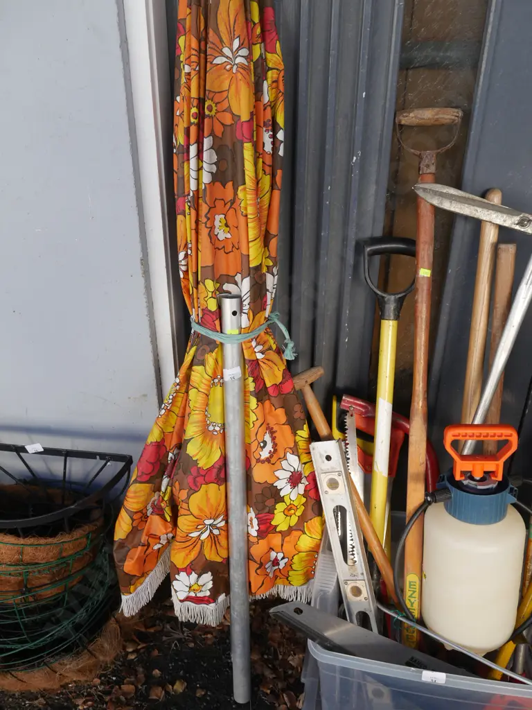 Vintage sun umbrella Image 1++
