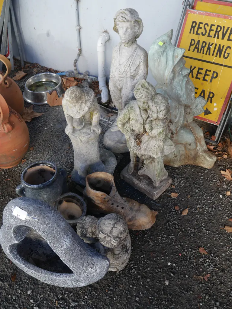 Garden ornaments Image 1++