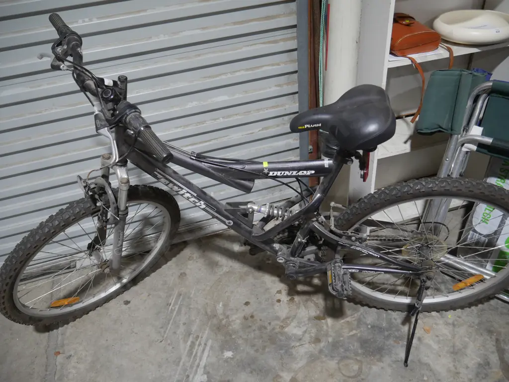 Dunlop mountain bike Image 1++
