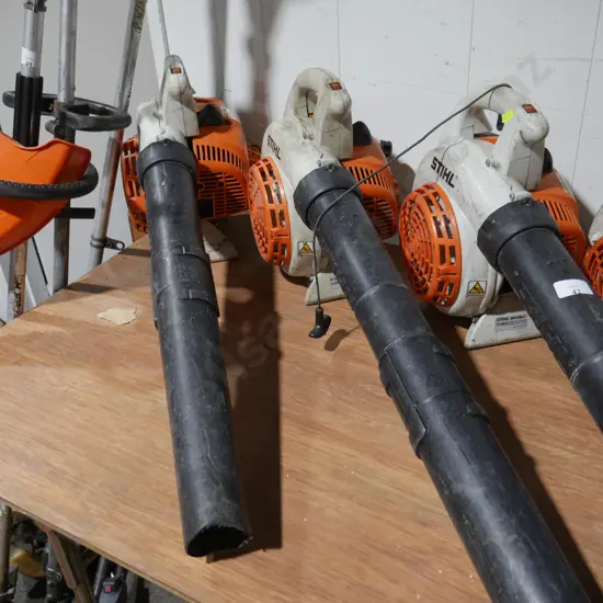 3 leaf blowers