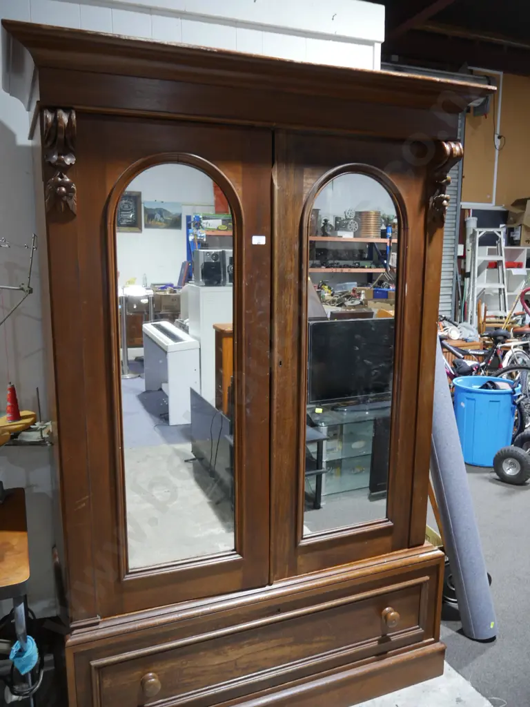Victorian wardrobe Image 1++