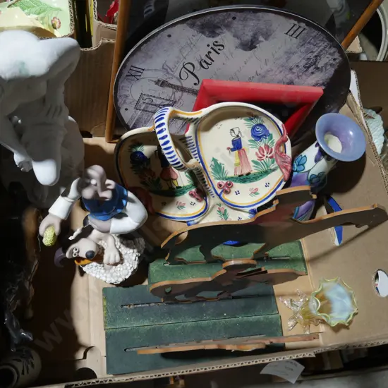 Figurine ornaments, artworks etc