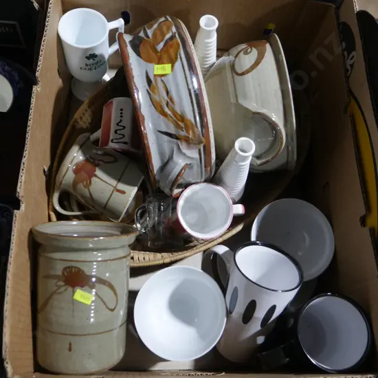 Pottery ware etc