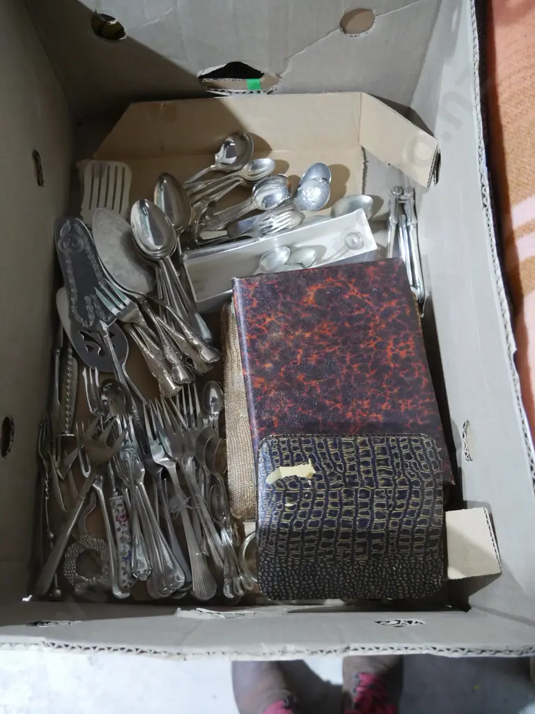 Assorted cutlery Image 1++