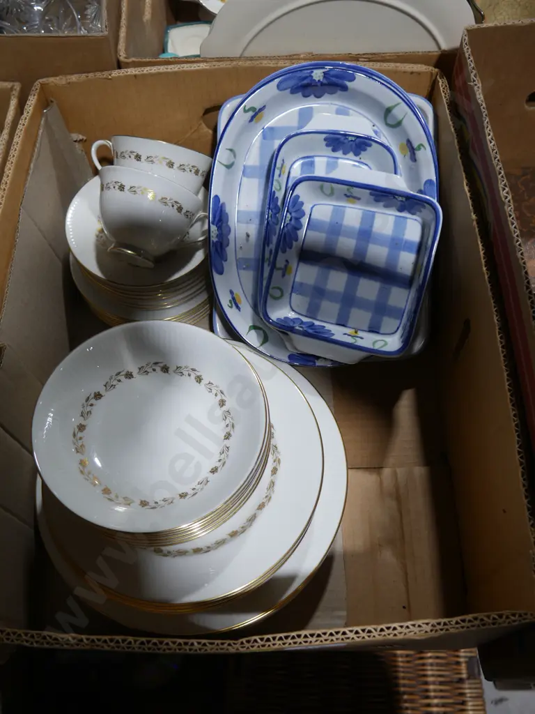 Royal Doulton Fairfax dinnerware etc Image 1++
