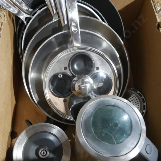 Cooking pans, kettle