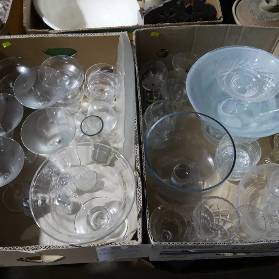 2 boxes of glassware