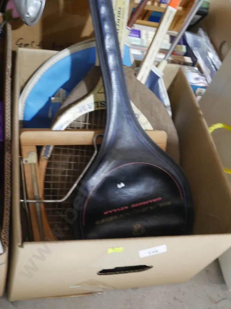 Badminton rackets Image 1++