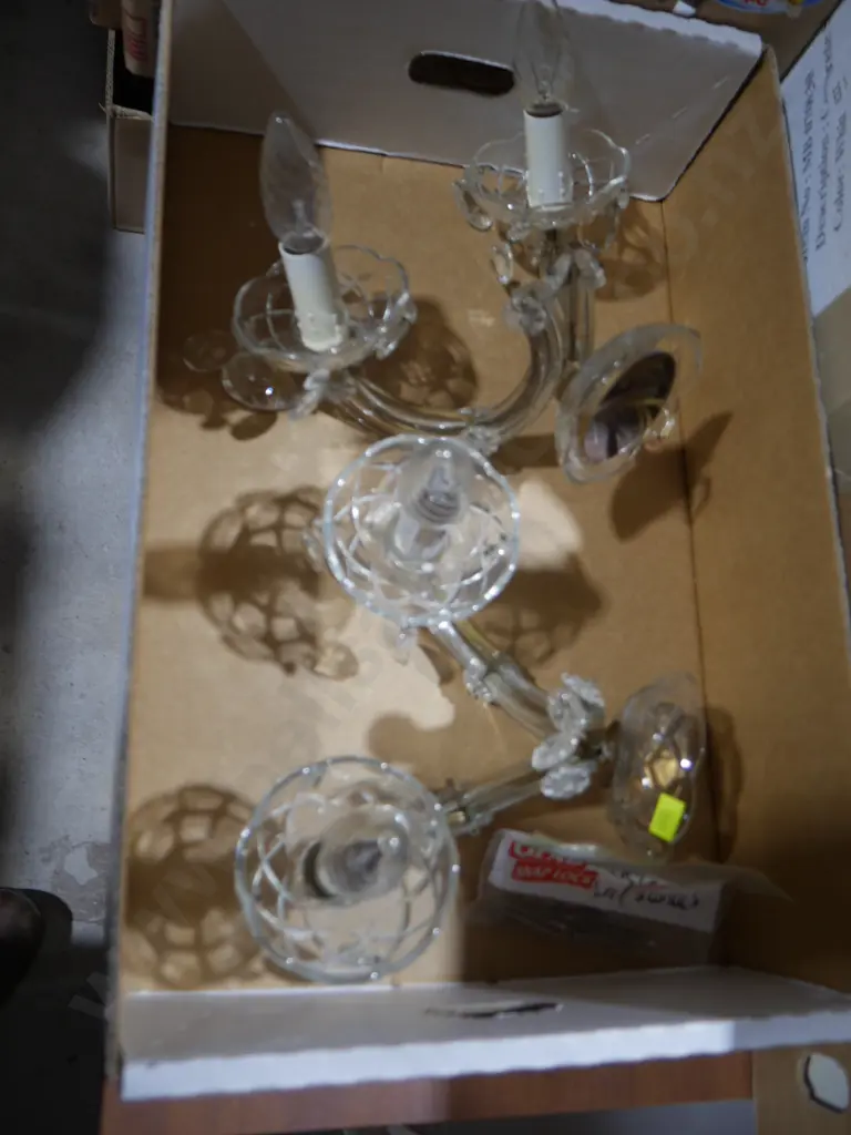 Pair of wall lights Image 1++