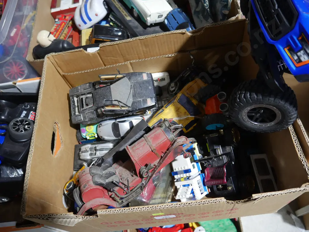Box of toy vehicles Image 1++