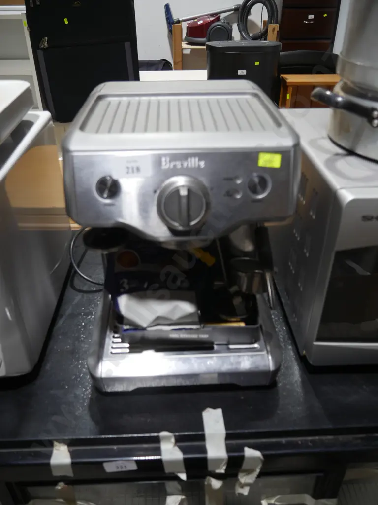Breville coffee machine Image 1++