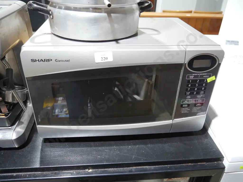 Sharp microwave Image 1++