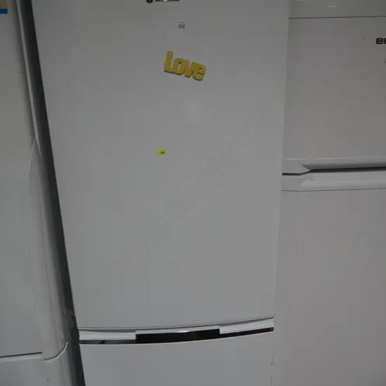 Westinghouse fridge freezer