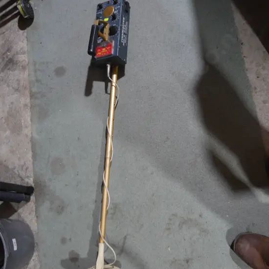 Metal detector