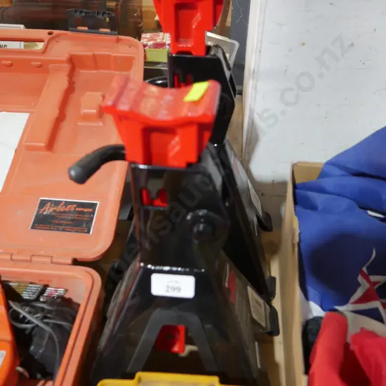 Axle stands