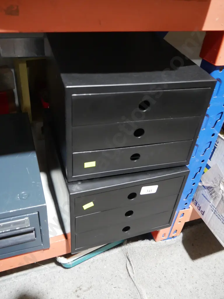 Pair of filing drawers Image 1++