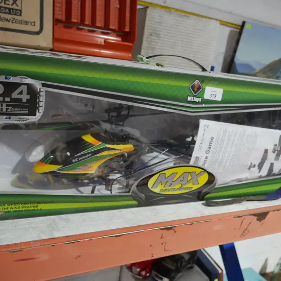 RC helicopter