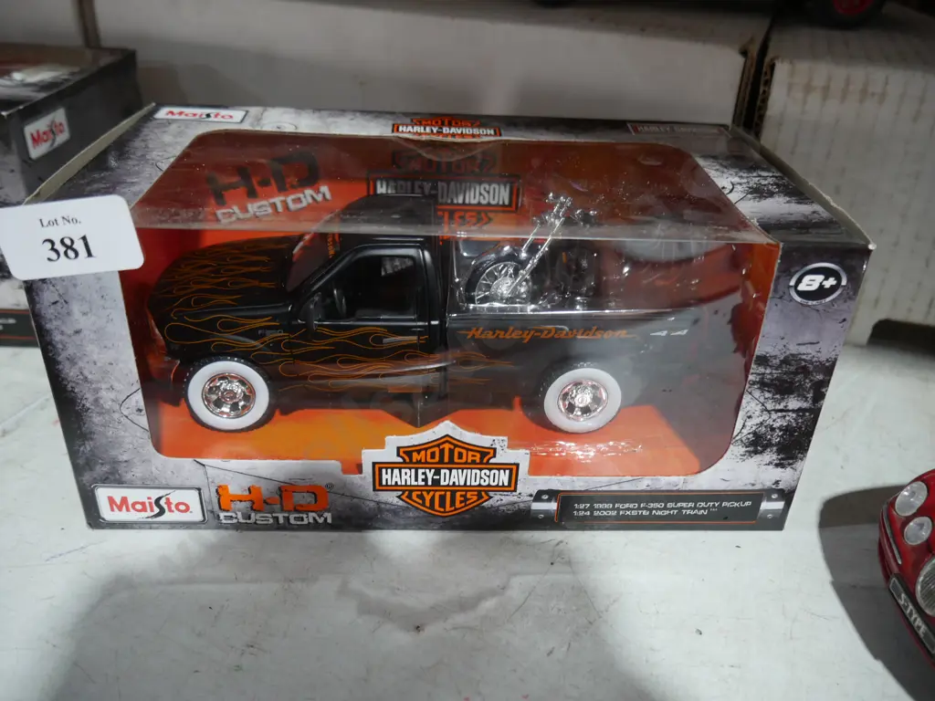 Model pickup truck and bike Image 1++