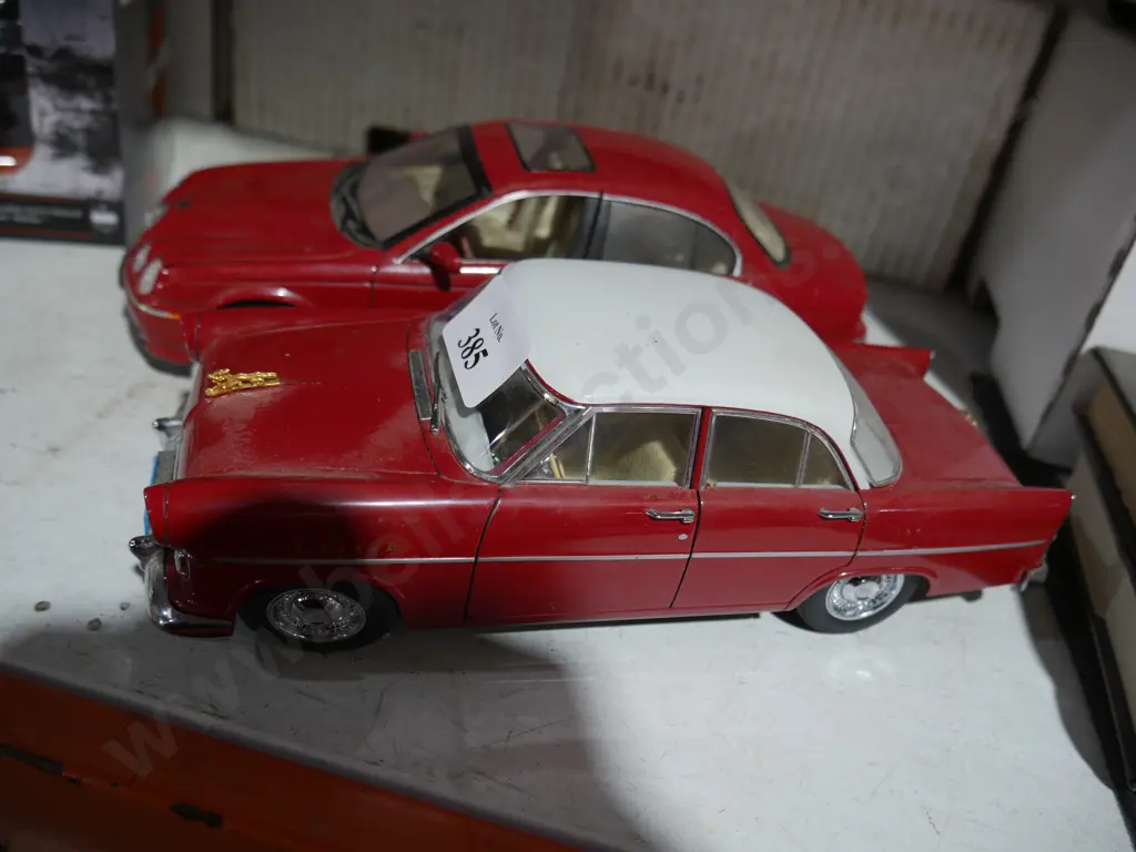 2 model cars Image 1++