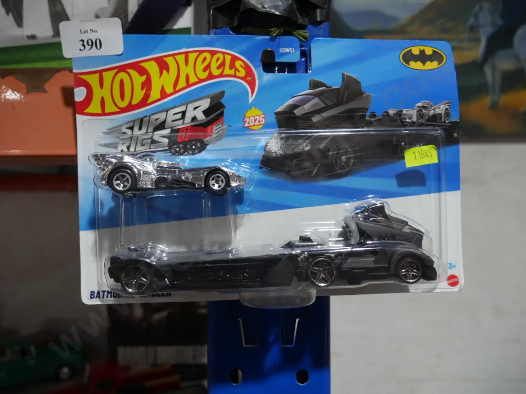 Hot wheels Batmobile and hauler Image 1++