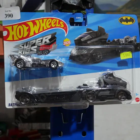Hot wheels Batmobile and hauler