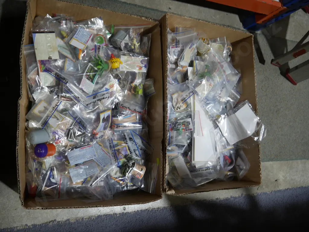 2 boxes of assorted collectable Yowie toys Image 1++