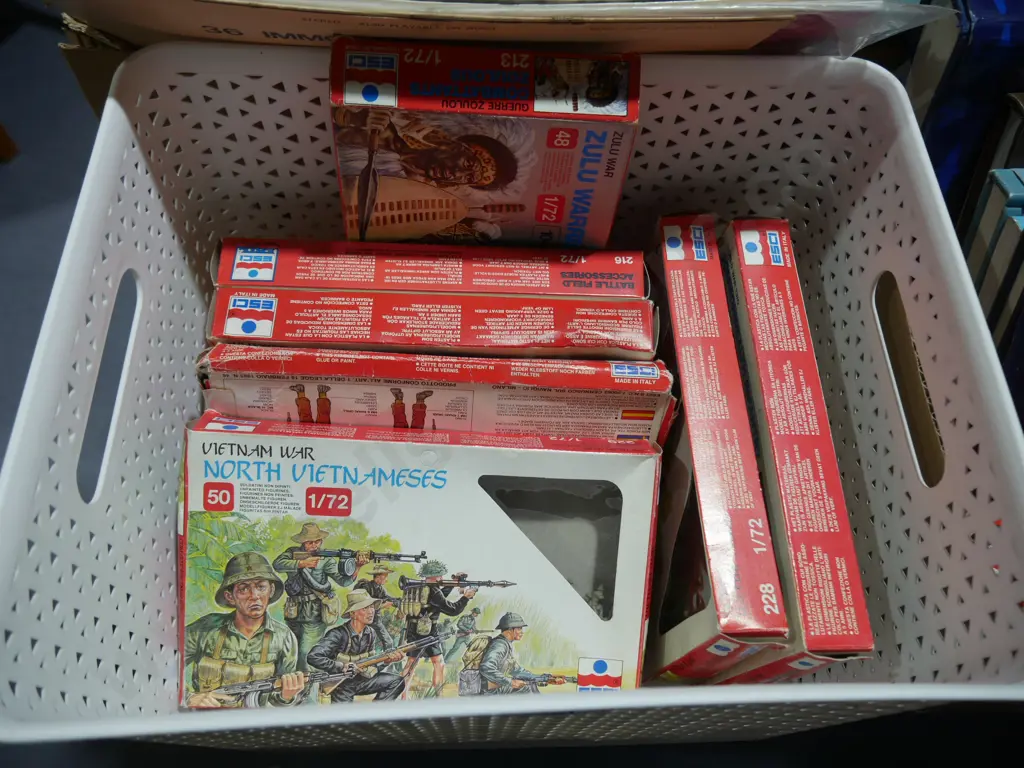 Mini war figurines Image 1++