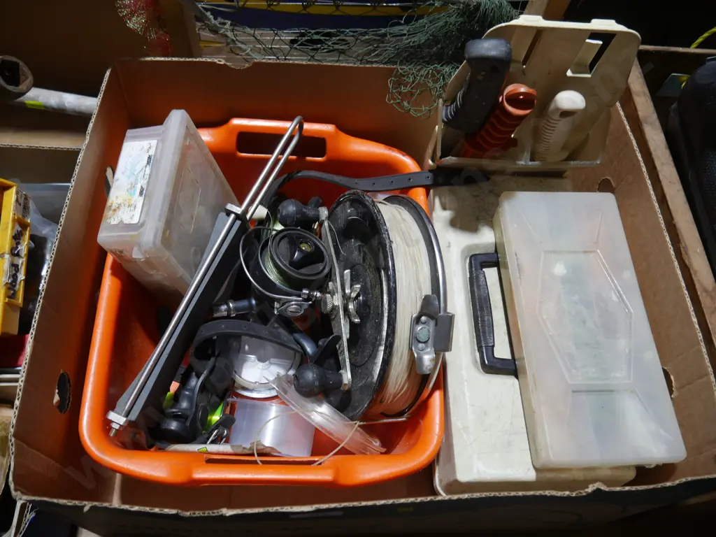 Fishing sundries Image 1++