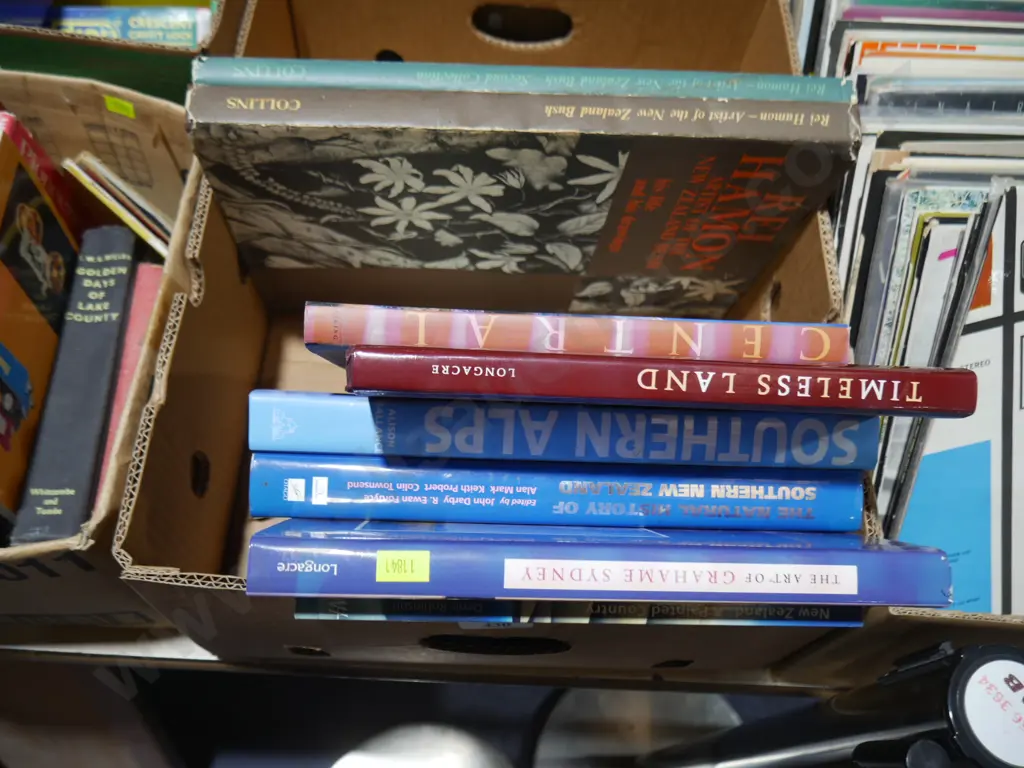 Books Image 1++