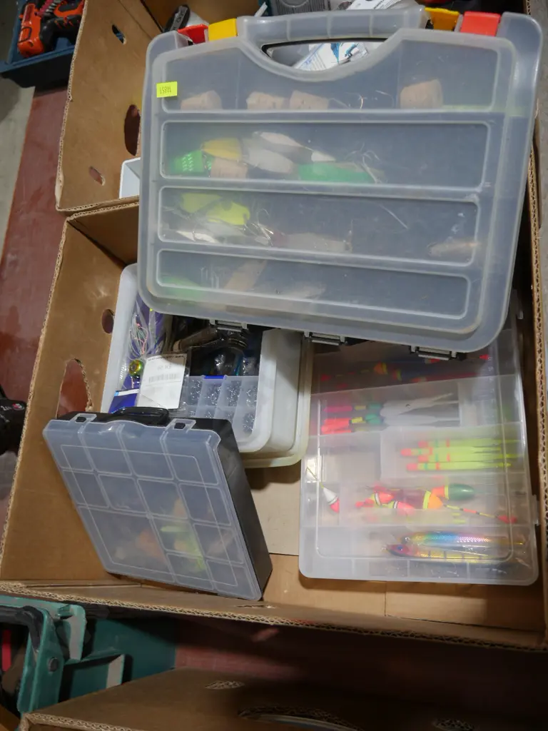 Fishing gear Image 1++
