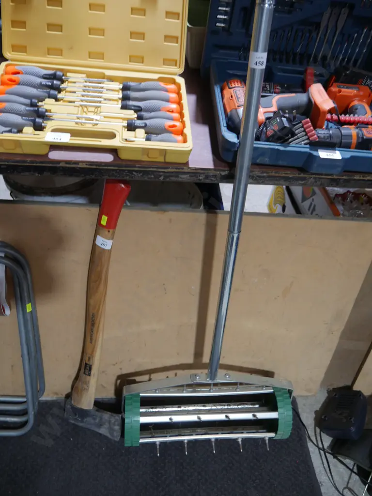Lawn aerator Image 1++