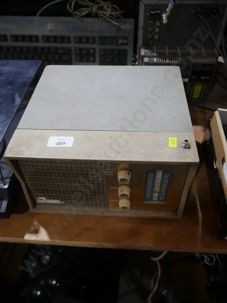 Stewart radio Image 1++